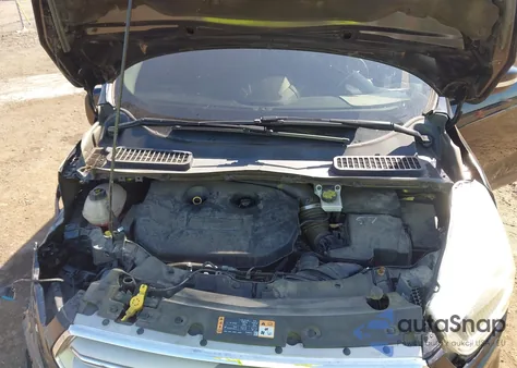 2018 Ford Escape Titanium z USA, uszkodzony, nr VIN 1FMCU0J91JUA20004